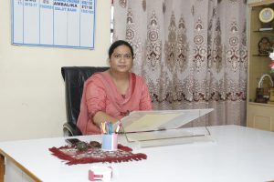 Dr. Harmeet Kaur, Principal